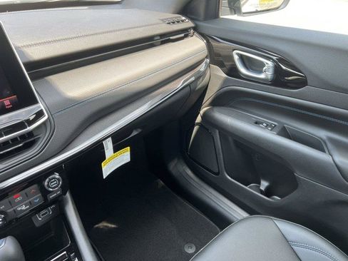 New 2026 Jeep Compass Limited AWD/4WD image 26