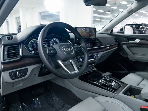 Used 2024 Audi Q5 e Premium Plus image 19