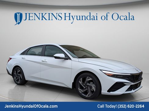 New 2026 Hyundai Elantra Limited FWD image 11