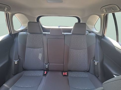 Used 2023 Toyota RAV4 XLE FWD image 11