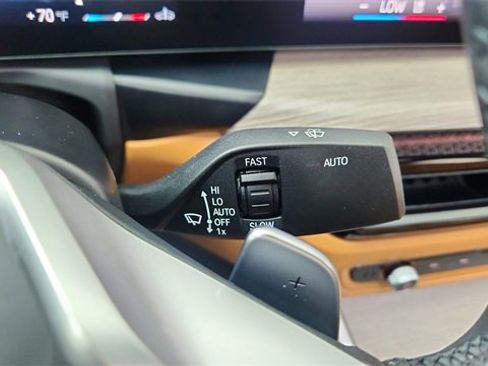 Used 2025 BMW 330i xDrive Sedan image 42