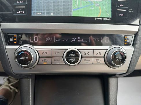 Used 2015 Subaru Outback 2.5i Limited AWD/4WD image 24