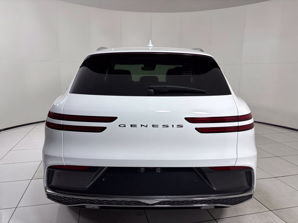 New 2027 Genesis GV70 2.5T Select AWD/4WD image 4