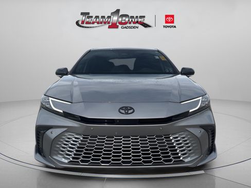 Used 2025 Toyota Camry XSE w/ Premium Plus Package image 4
