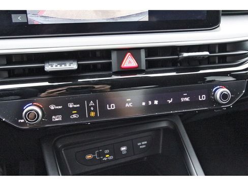 New 2026 Kia K5 LXS FWD image 16