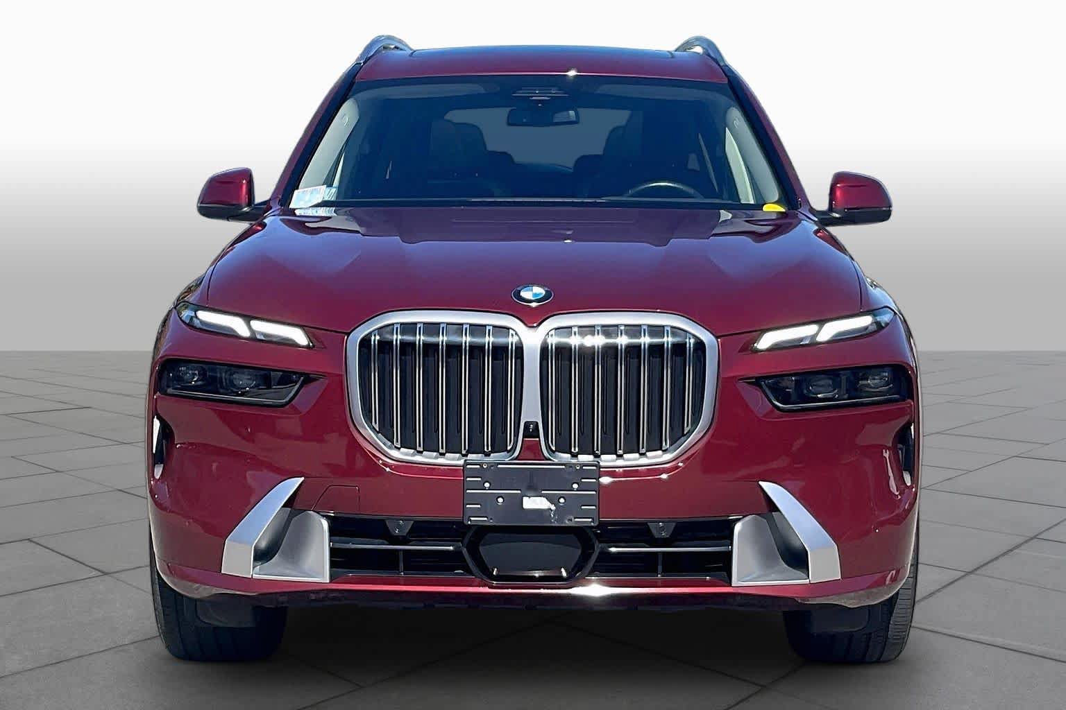 Used 2026 BMW X7 xDrive40i AWD/4WD image 3