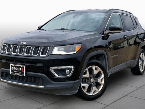 Used 2018 Jeep Compass Limited w/ Navigation Group AWD/4WD image 1