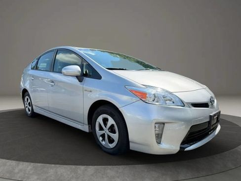Used 2014 Toyota Prius Four FWD image 3