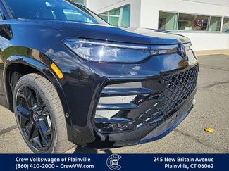 New 2026 Volkswagen Tiguan SE R-Line video 3