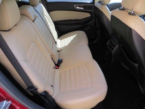 Used 2015 Ford Edge SEL w/ Canadian Comfort Package image 22