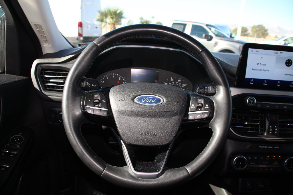 Certified 2022 Ford Escape SEL FWD image 16