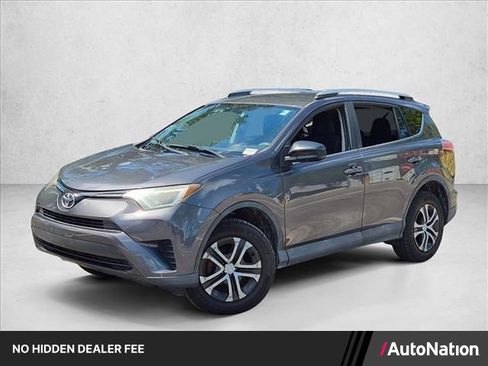 Used 2016 Toyota RAV4 LE AWD/4WD image 1