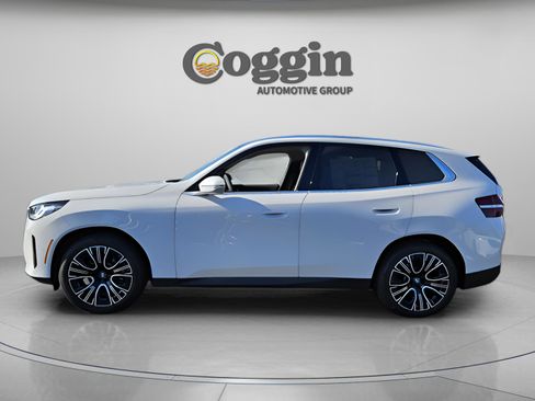 New 2026 BMW X3 xDrive30 w/ Convenience Package image 2