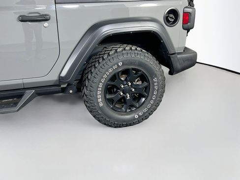 Used 2023 Jeep Wrangler Willys image 28