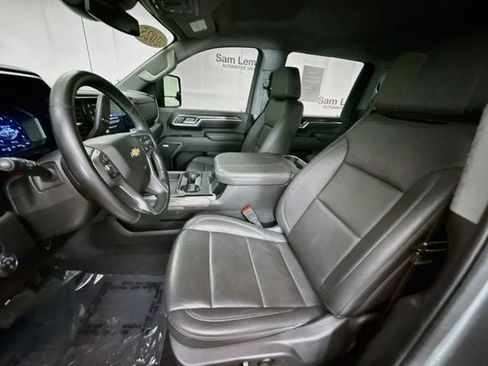Used 2025 Chevrolet Silverado 3500 LTZ w/ LTZ Plus Package AWD/4WD image 23