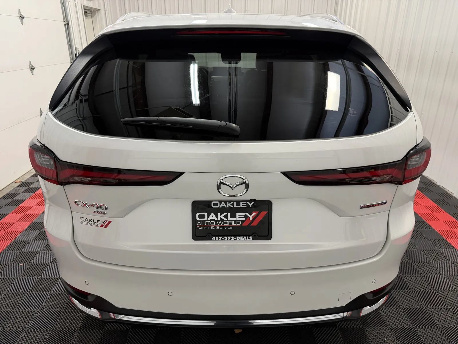 Used 2024 MAZDA CX-90 Plug-In Hybrid w/ Premium Plus AWD/4WD image 3