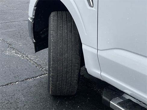 Used 2025 Ford F150 XLT w/ Equipment Group 301A Standard image 41