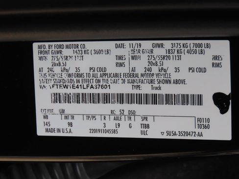 Used 2020 Ford F150 Platinum w/ Equipment Group 701A Luxury AWD/4WD image 32