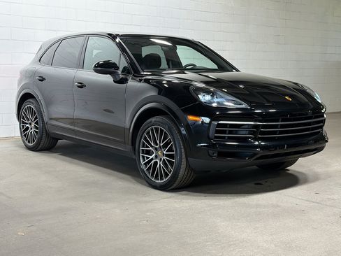 Certified 2023 Porsche Cayenne Platinum Edition AWD/4WD image 6