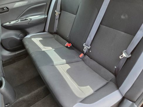 Used 2025 Nissan Versa S FWD image 15