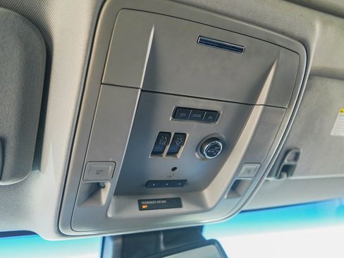 Used 2017 Chevrolet Tahoe LT image 18