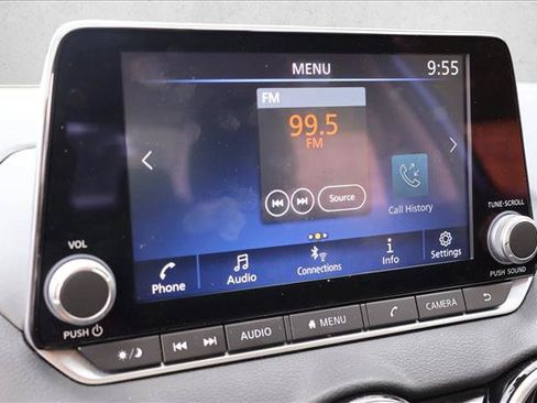 Used 2024 Nissan Sentra SV FWD image 14