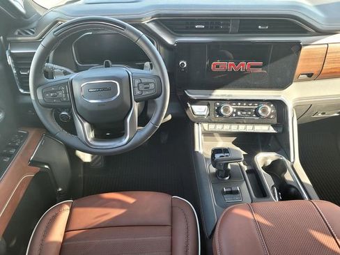 New 2026 GMC Sierra 1500 Denali Ultimate AWD/4WD image 7