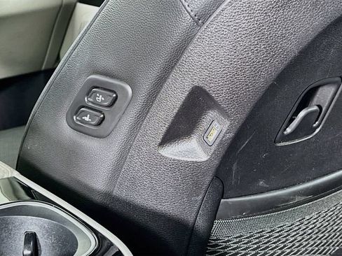 Used 2023 Kia Carnival SX Prestige FWD image 39