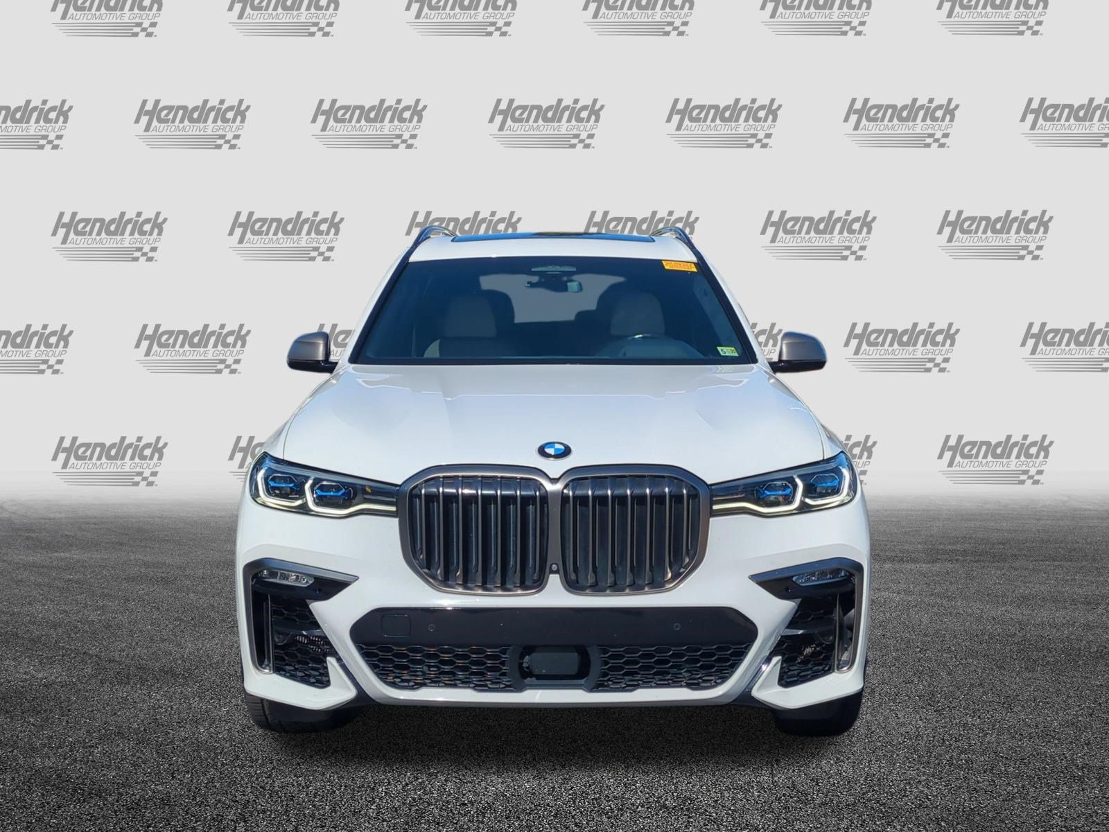 Used 2020 BMW X7 M50i w/ Dynamic Handling Package AWD/4WD image 3