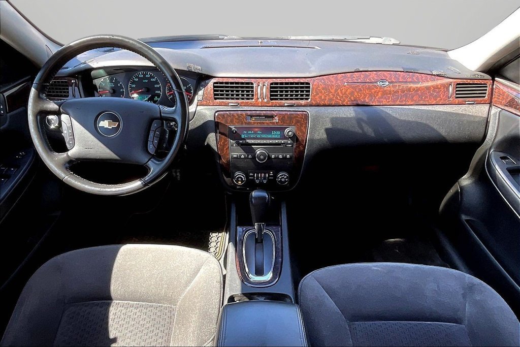 Used 2012 Chevrolet Impala LT FWD image 7