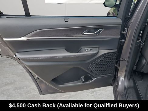 New 2025 Jeep Grand Cherokee L Limited w/ Luxury Tech Group II RWD image 55