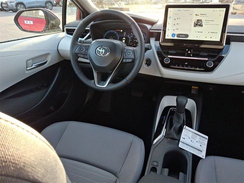 New 2026 Toyota Corolla SE image 9