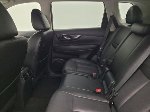 Used 2020 Nissan Rogue SL w/ Premium Package FWD image 18