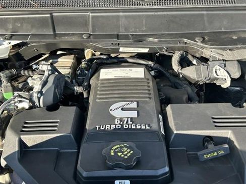 Used 2023 RAM 2500 Tradesman w/ Safety Group image 27