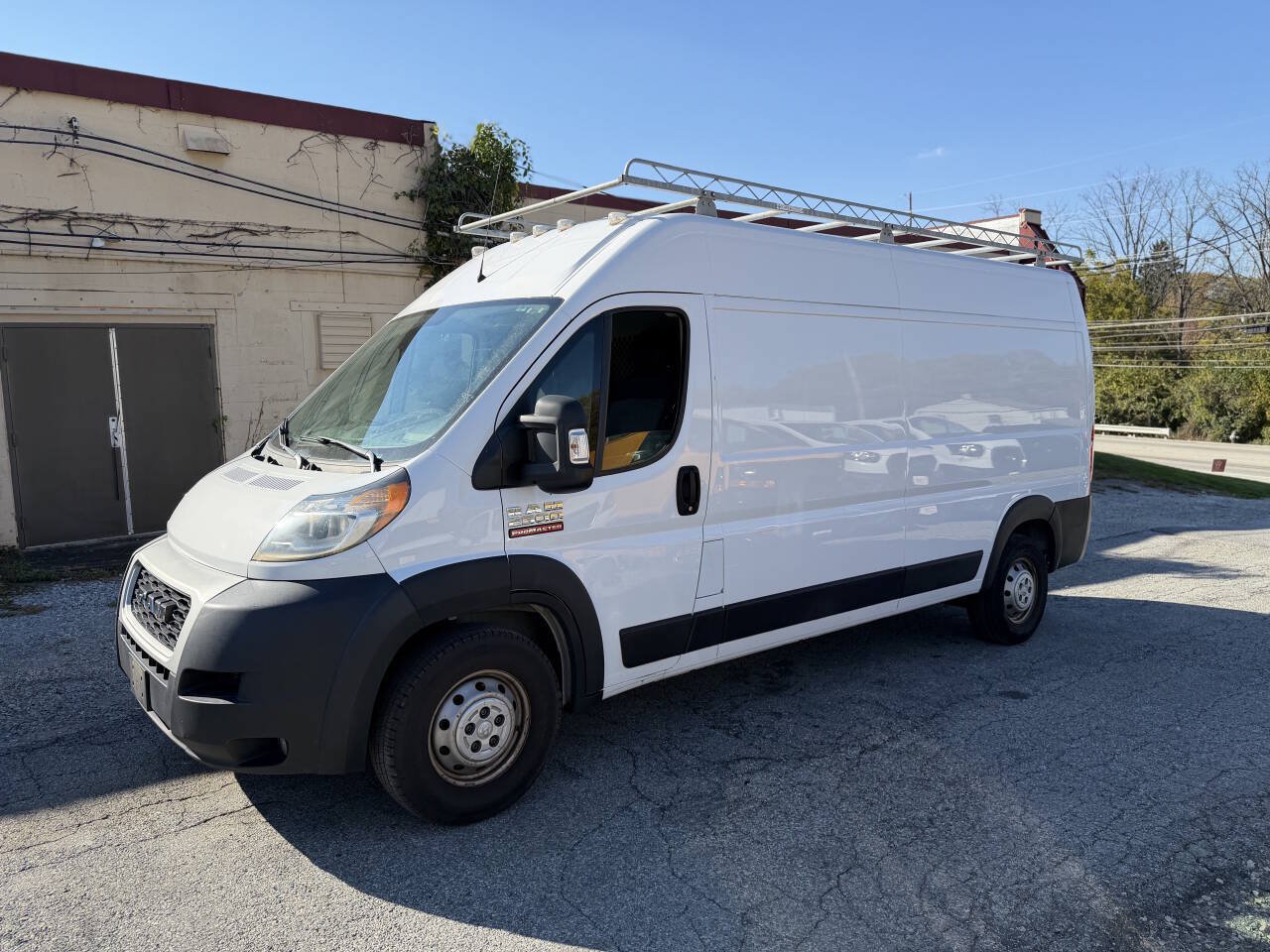 Used 2021 RAM ProMaster 2500 w/ Convenience Group FWD image 3
