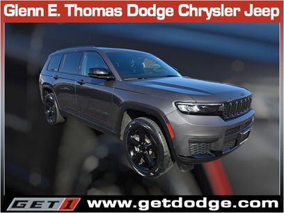 Used 2023 Jeep Grand Cherokee L Laredo