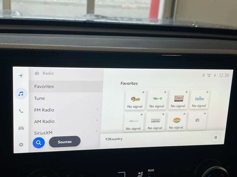 Used 2024 Toyota Highlander Platinum image 16