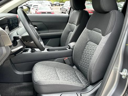 New 2026 Nissan Kicks SV w/ SV Premium Package AWD/4WD image 6