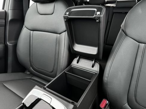 New 2025 Hyundai Santa Cruz SEL FWD image 18