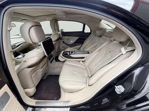 Used 2017 Mercedes-Benz S 550 4MATIC Sedan image 27