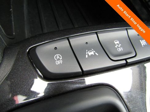 Used 2025 Chevrolet TrailBlazer LT AWD/4WD image 7