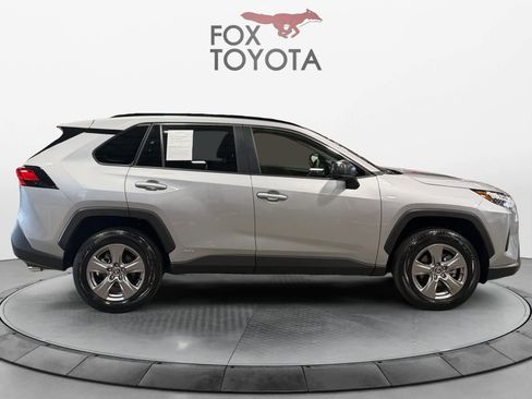 Used 2025 Toyota RAV4 LE AWD/4WD image 7