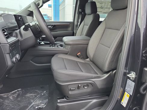 New 2025 Chevrolet Tahoe LS image 18