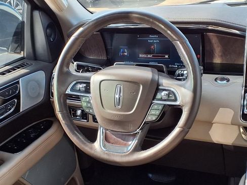 Certified 2023 Lincoln Navigator Reserve RWD image 8