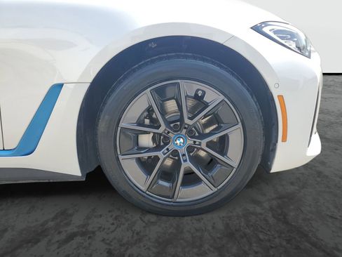 Used 2024 BMW i4 eDrive40 RWD image 6