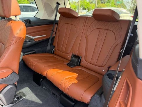 Used 2020 BMW X7 xDrive40i w/ Executive Package image 27