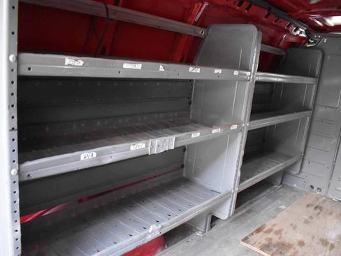 Used 2020 Chevrolet Express 2500 RWD image 19