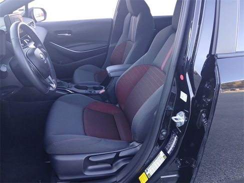 Certified 2024 Toyota Corolla SE image 39