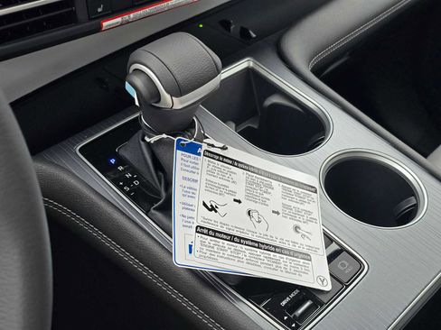 New 2026 Toyota Sienna XLE AWD/4WD image 35