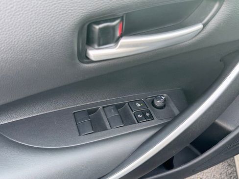 Used 2021 Toyota Corolla SE w/ SE Premium Package image 13